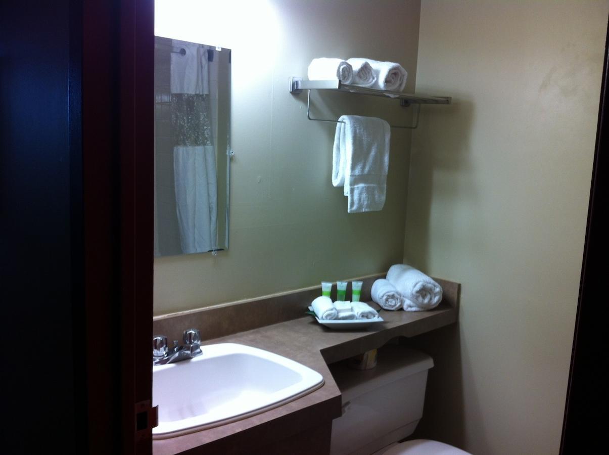 Dartmouth Oceanview Hotel 객실 사진