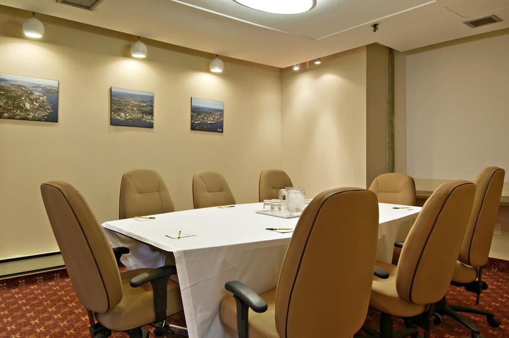 Dartmouth Oceanview Hotel 시설 사진